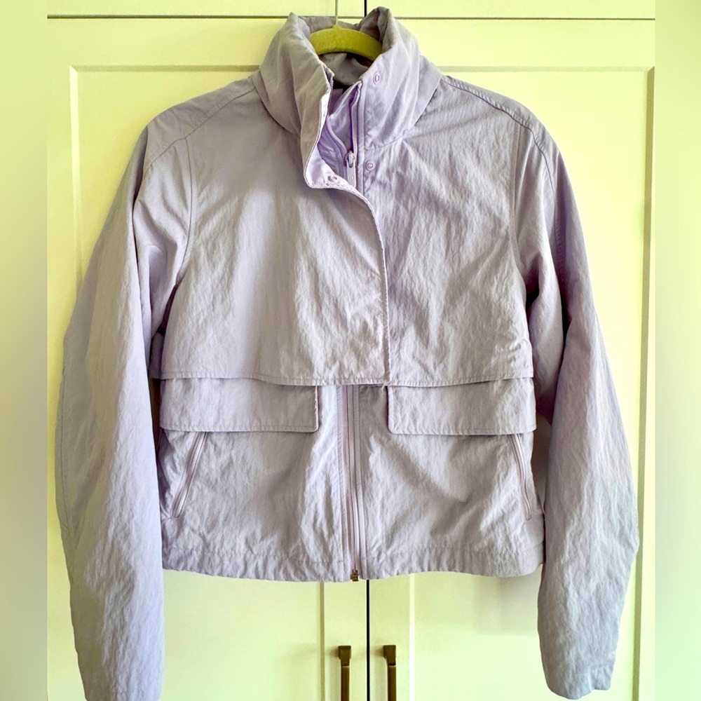 Lululemon always effortless classic fit jacket Sz 2